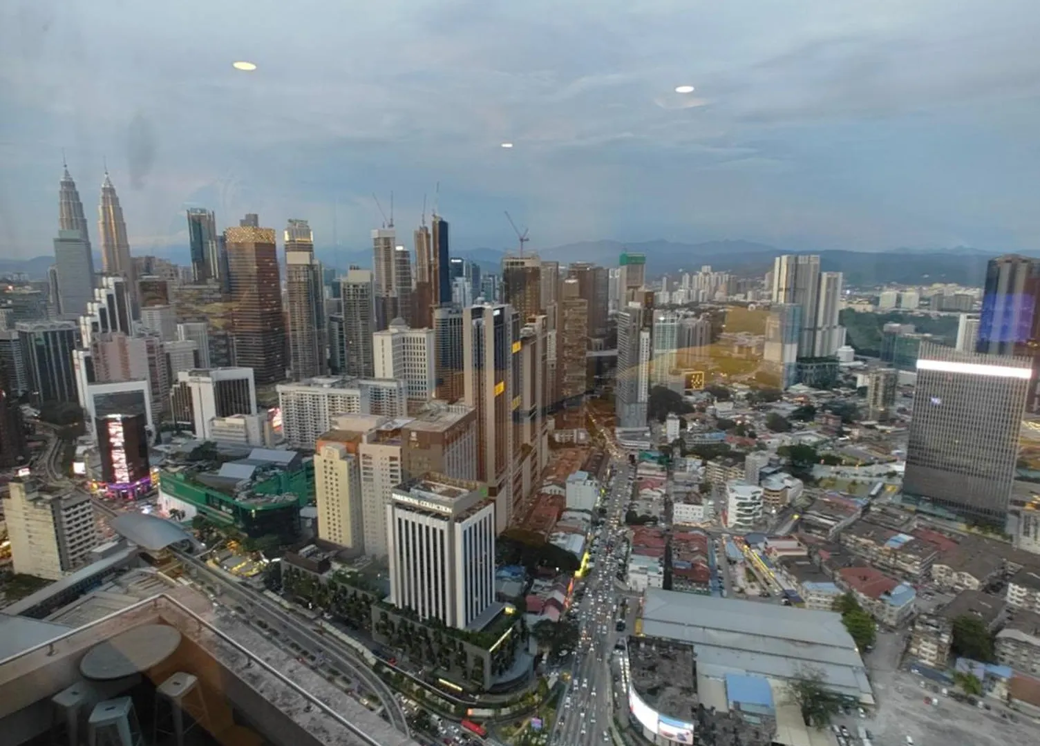 Times Square Services Star Apartment At East Lobby Kuala Lumpur
