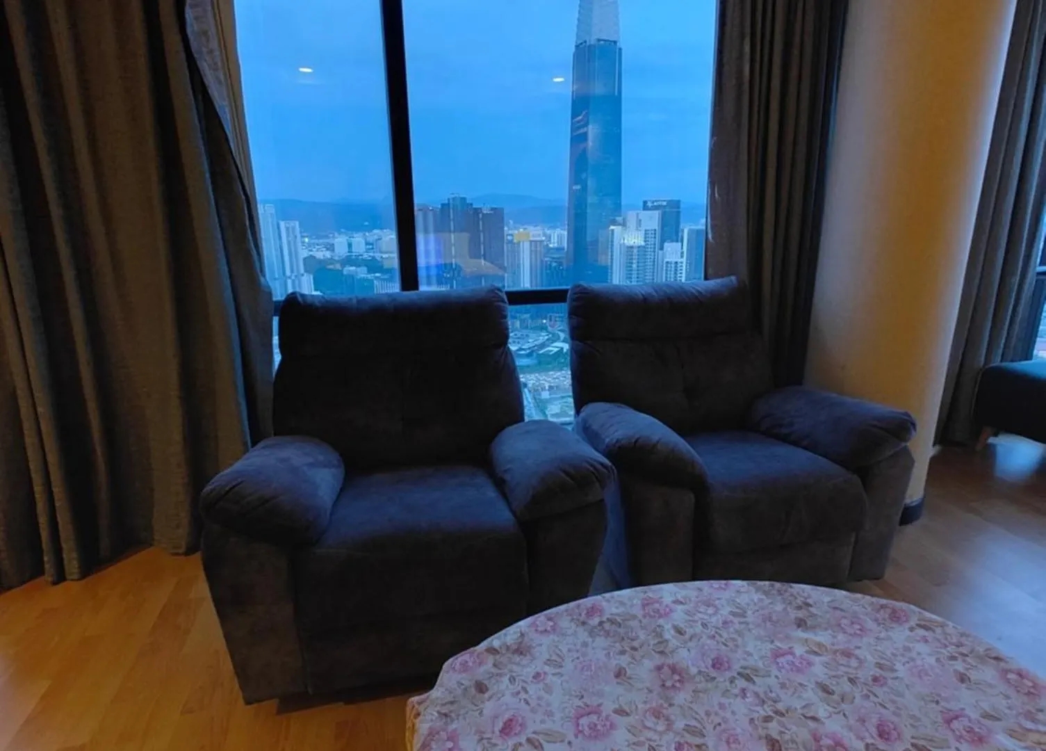 Times Square Services Star Apartment At East Lobby Kuala Lumpur
